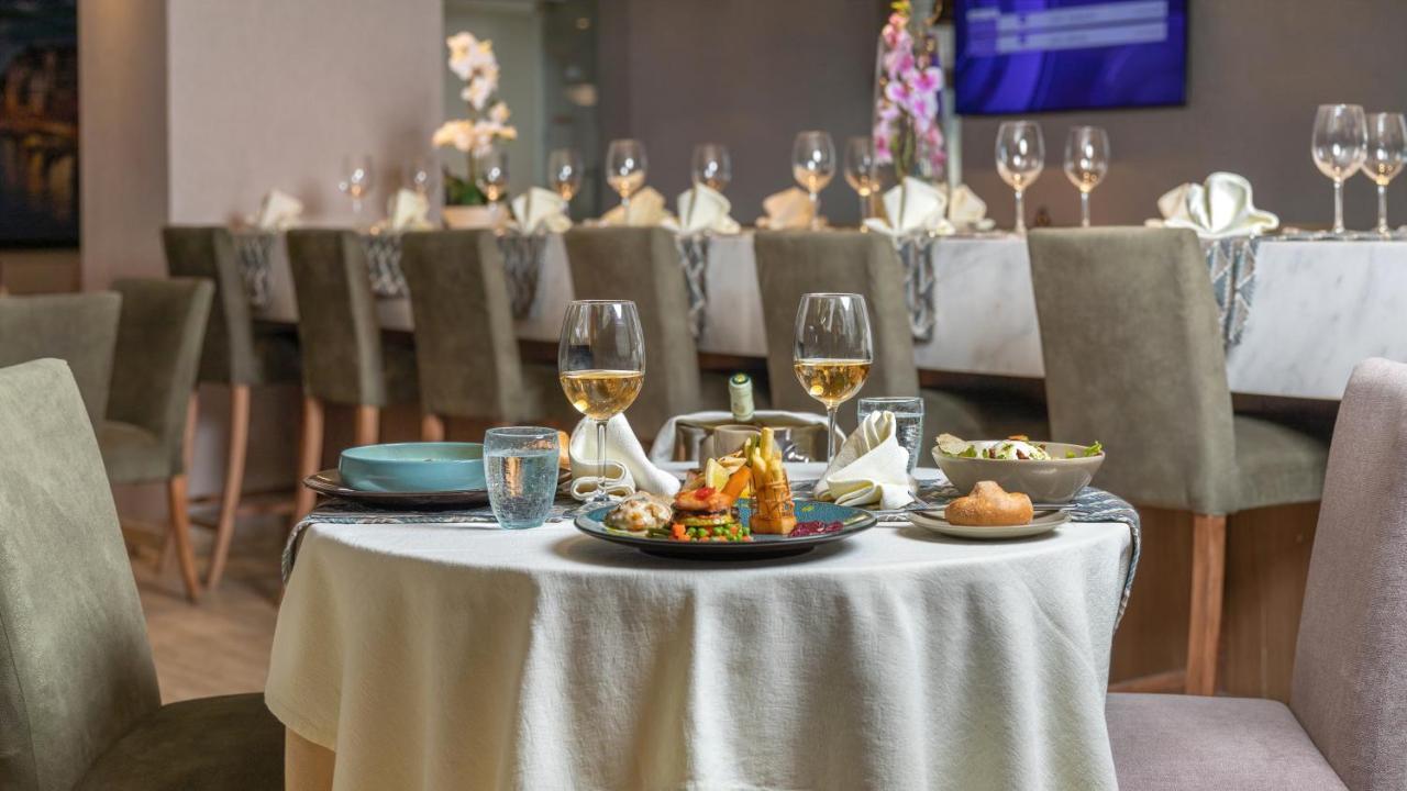 Hotel Golden Tulip El Mechtel Tunis Zewnętrze zdjęcie