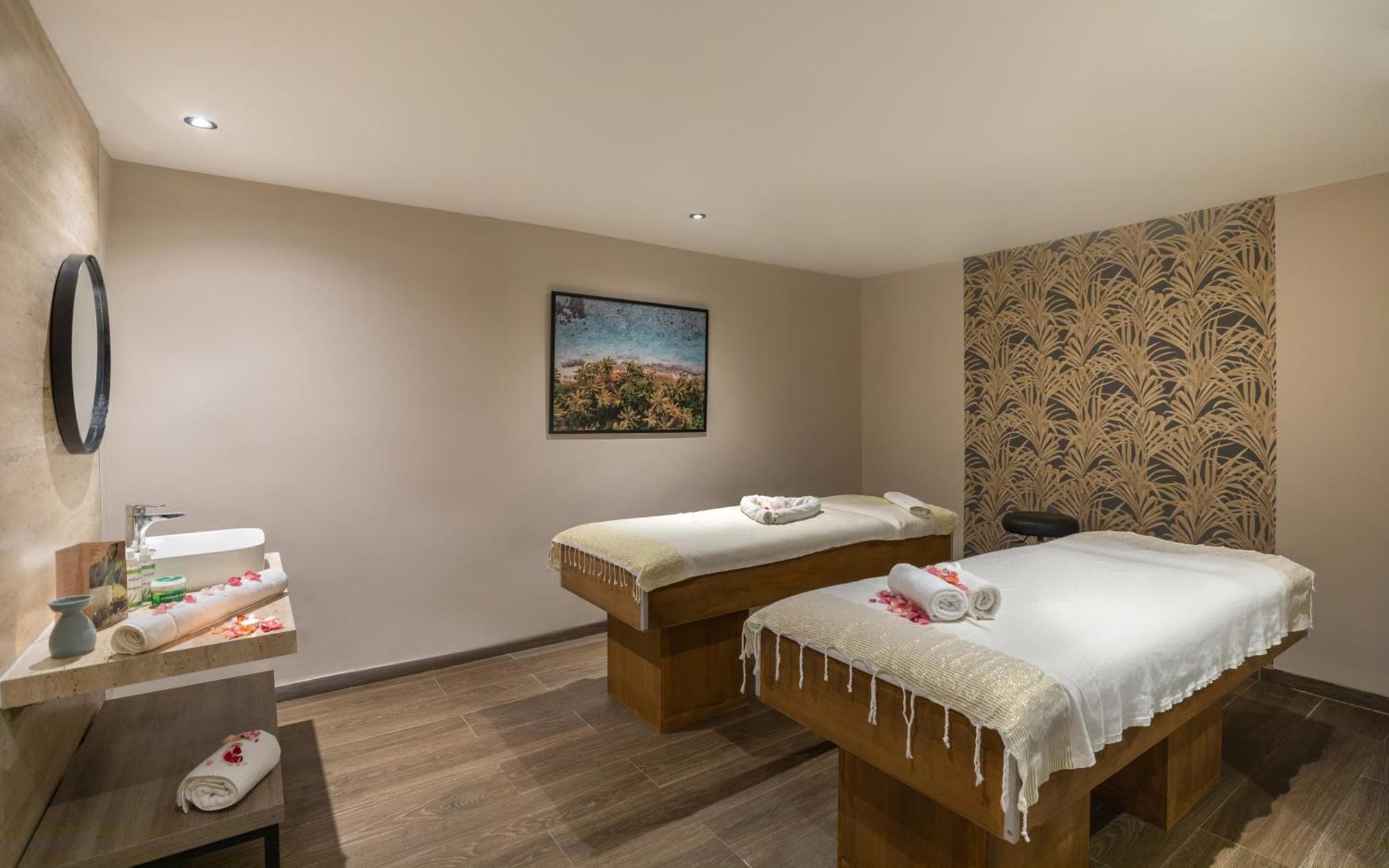 Hotel Golden Tulip El Mechtel Tunis Zewnętrze zdjęcie